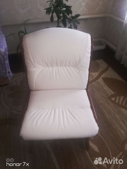 Перетяжка мягкой мебели