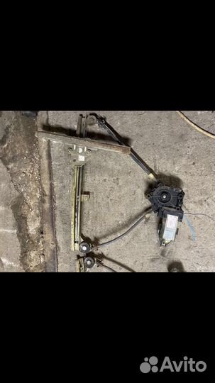 Передний правый стеклоподъемник ваз 2110
