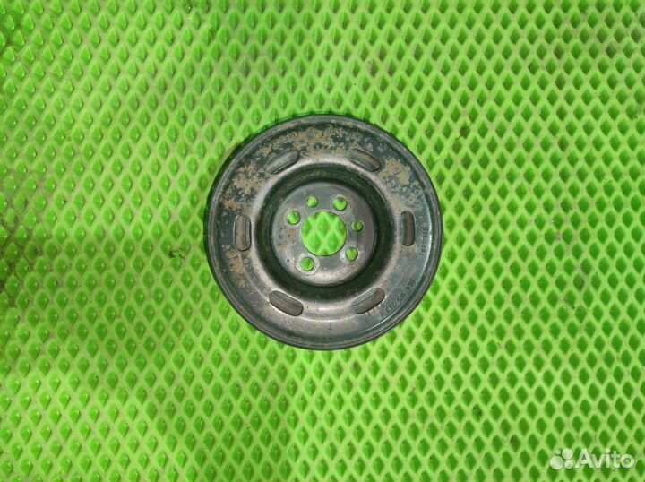 Шкив коленвала Volkswagen Passat B6