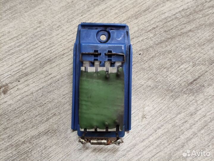 Резистор отопителя Ford Focus 1