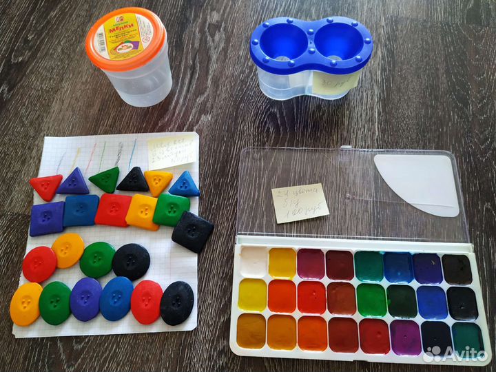 Карандаши, краски, мелки