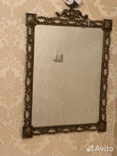 Люстра и зеркало