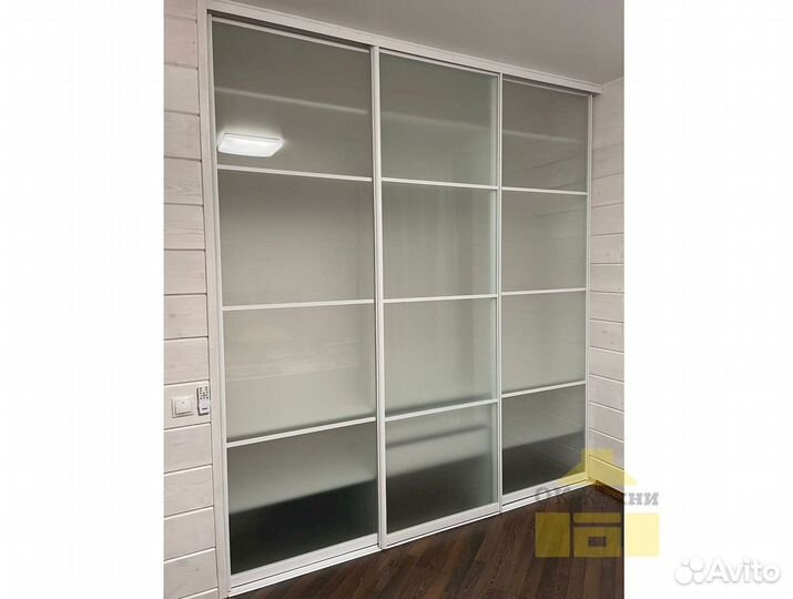 Шкаф в спальню