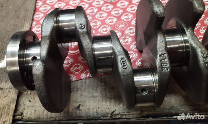 Коленвал Амарок, Крафтер