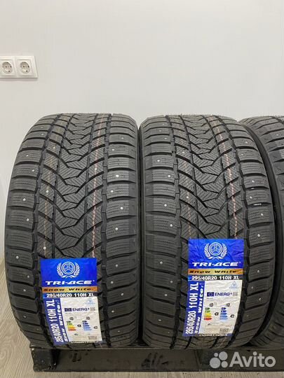 Tri Ace Snow White II 295/40 R20 110H