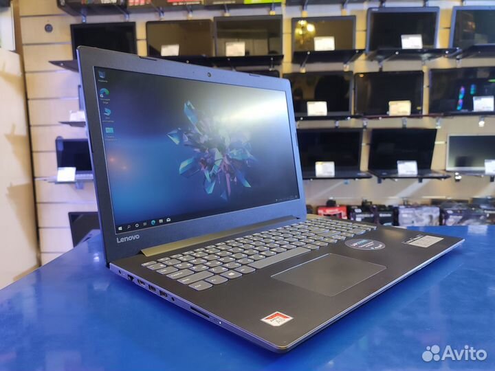 Ноутбук Lenovo 15.6