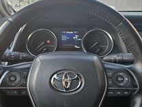 Toyota Camry 2.5 AT, 2019, 56 000 км, с пробегом, цена 3 249 000 руб.