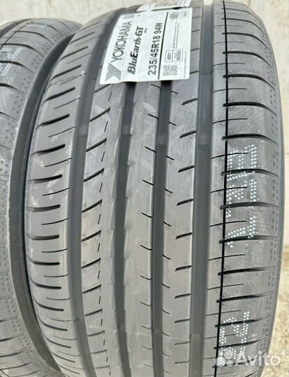 Yokohama BluEarth-GT AE-51 235/45 R18