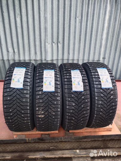 Triangle IcelynX TI501 215/60 R16