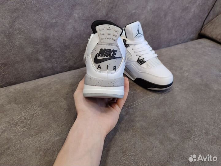 Кроссовки мужские Nike Air Jordan 4 Retro