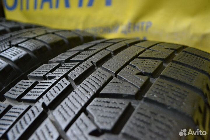 Yokohama Ice Guard IG50 215/65 R16 98Q
