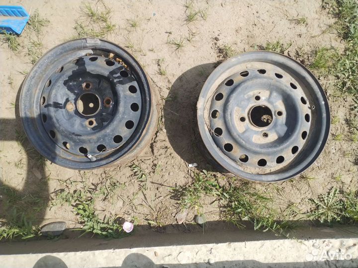 Диск r 14 штампованный