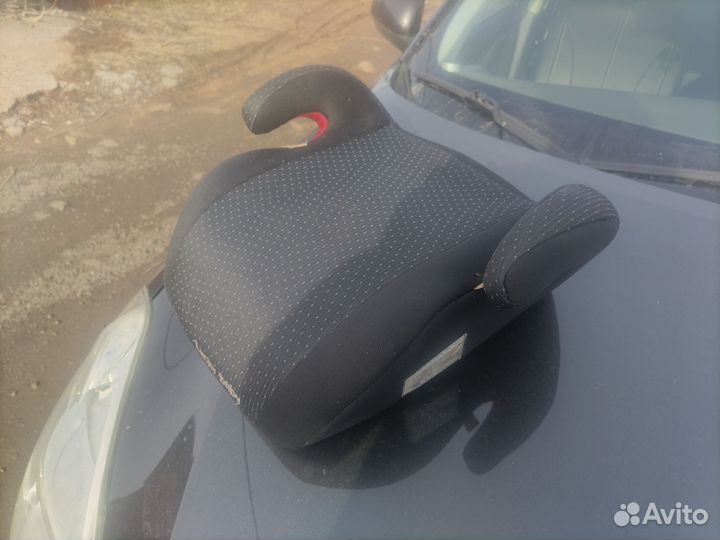 Автокресло бустер от 15 кг до 36