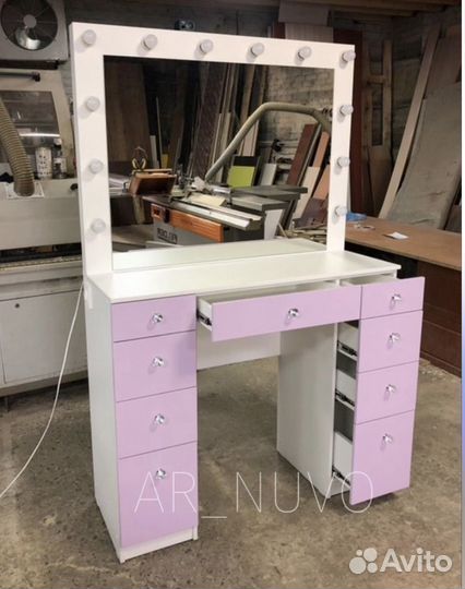 Гримерный стол