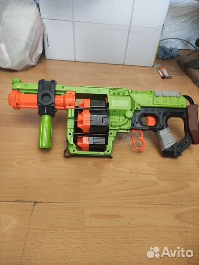 Nerf Dominator