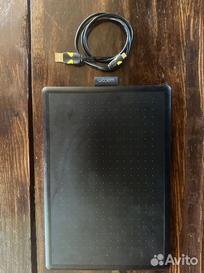 Графический планшет wacom one by wacom m