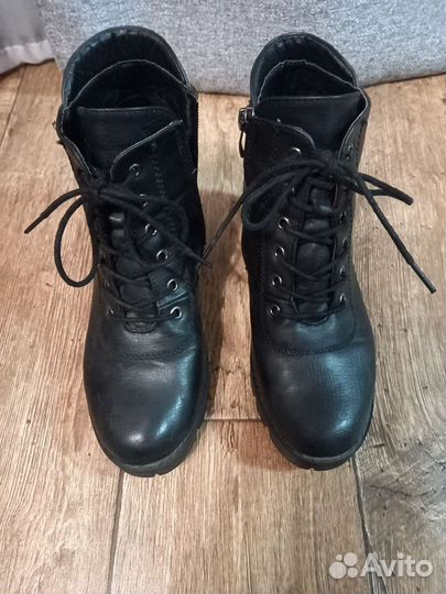Ботинки женские 39 размер