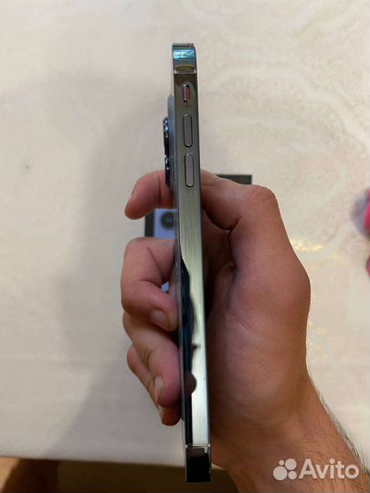 iPhone Xr в корпусе 14 pro