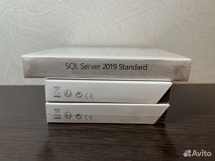 SQL Server Std 2019 DVD 10 Client CAL Box