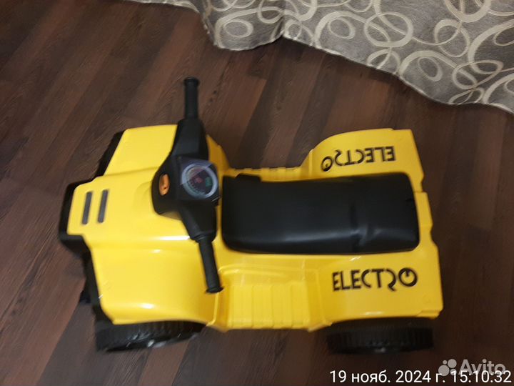 Продам детский электрический квадроцикл Kreiss