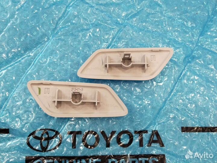 Крышки омывателя Прадо 150 белый перл 2017-2020