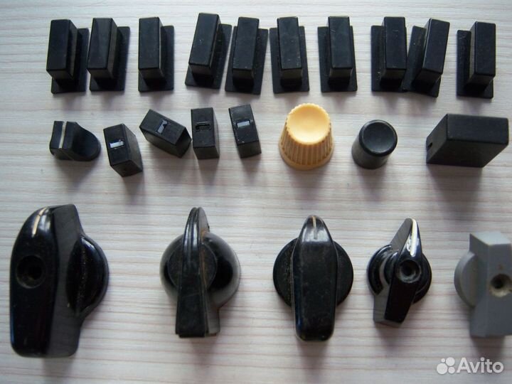 Ручки для аппаратуры времен СССР