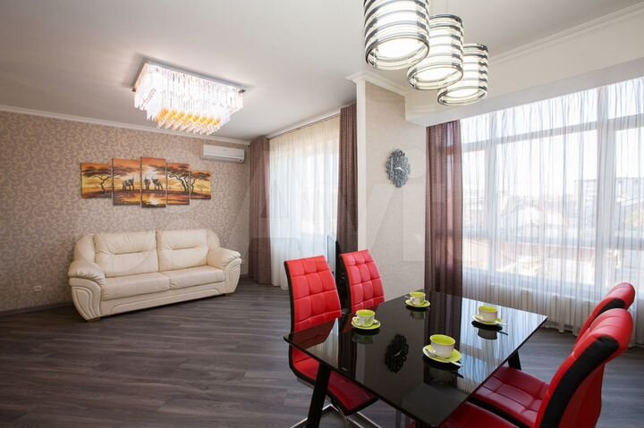 Квартира-студия, 53 м², 4/10 эт.