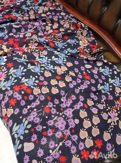 Палантин kenzo шелковый большой цветочный принт