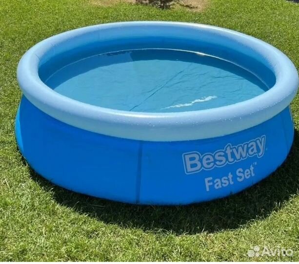 Надувной бассейн