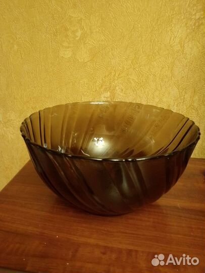 Салатник хрустальный и стекло большой