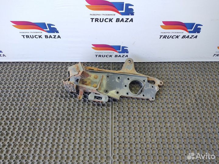 A9413222001 Кронштейн бампера переднего правый