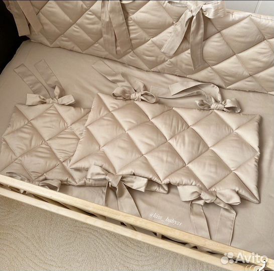 Бортики в кроватку