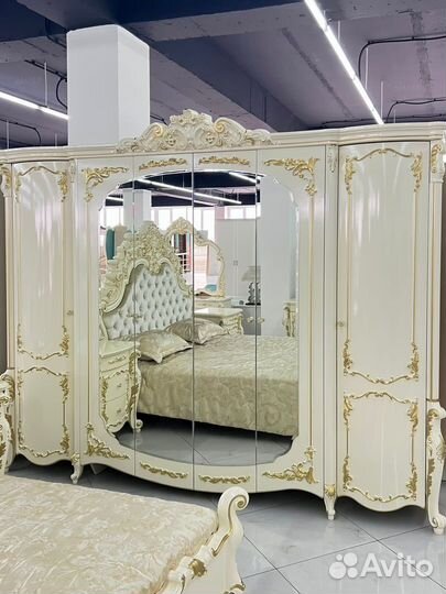 Спальный гарнитур Афина