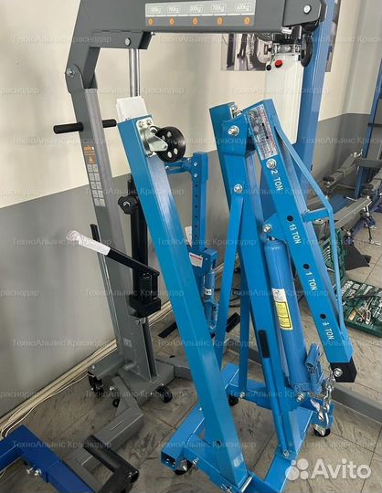 Кран гаражный гидравлический 2 т TS0601B