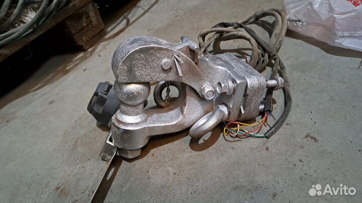 Прицепное устройство