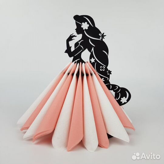 Салфетница из дерева