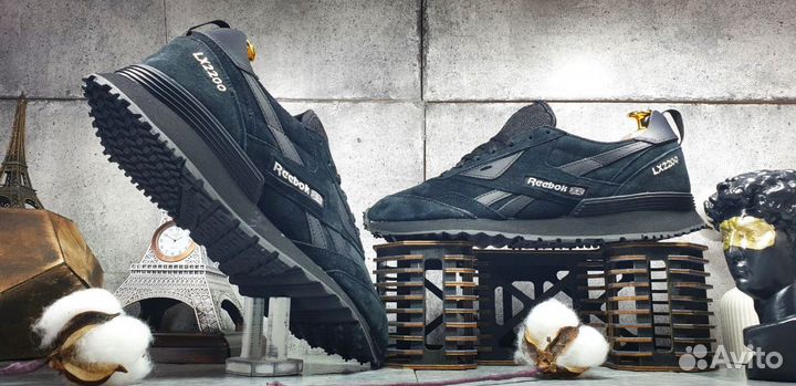 Мужские кроссовки Reebok LX2200