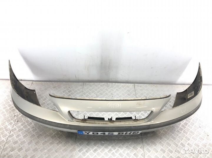 Бампер 09484238 Volvo V70 (2000-2008)