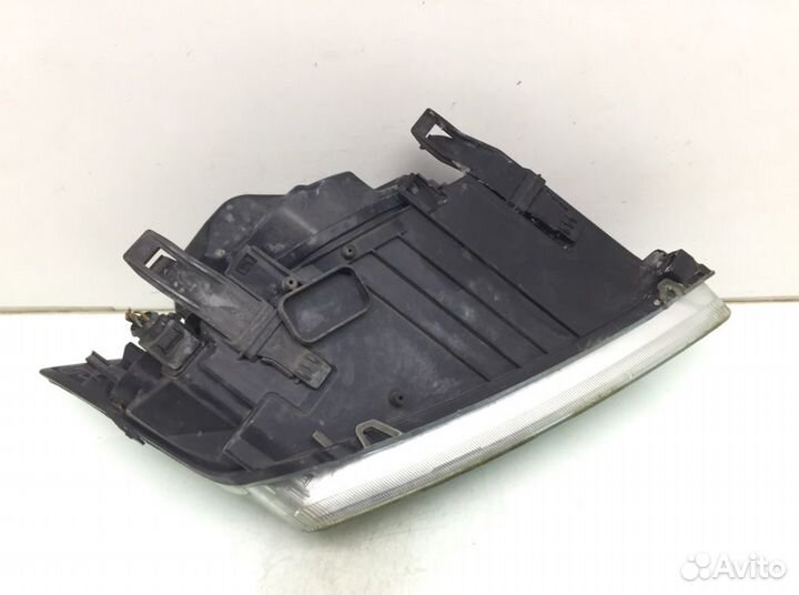 Фара Ford Focus 2 (2004-2011)