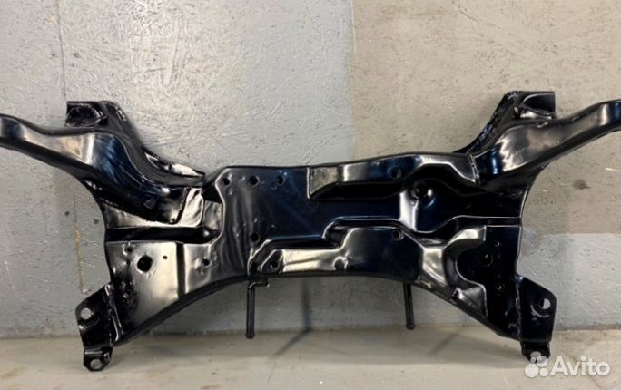 Подрамник Mitsubishi Outlander 1