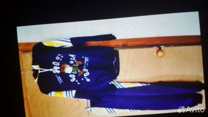 Костюм спортивный