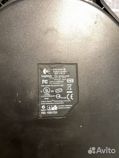 Игровой джойстик logitech