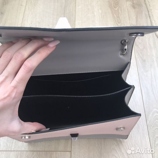 Новая сумка компактная