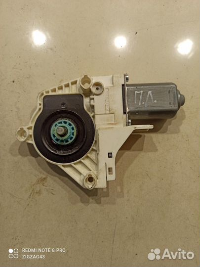 Моторчик стеклоподъемника (передний левый)
