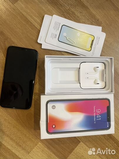 iPhone X, 64 ГБ