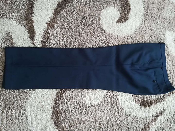 Брючный костюм