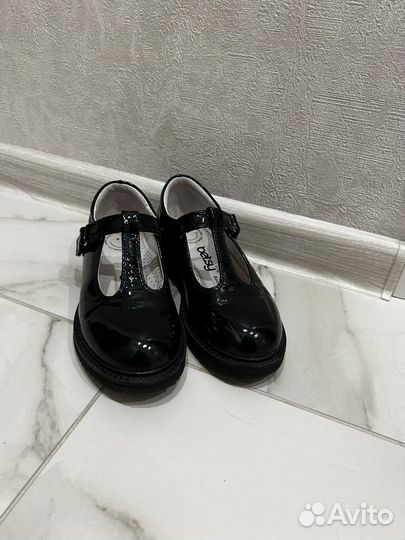 Туфли лаковые кожаные