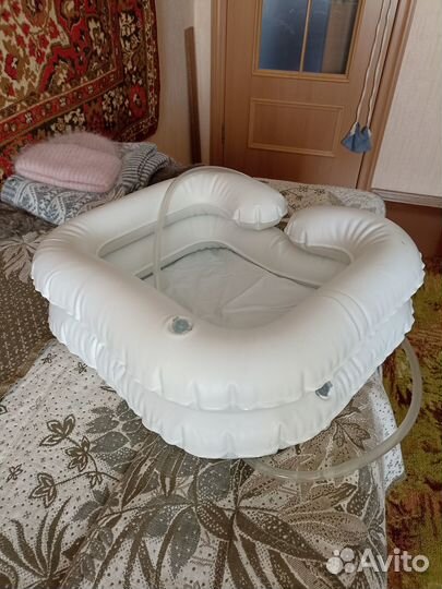 Надувная ванна для мытья головы лежачих больных