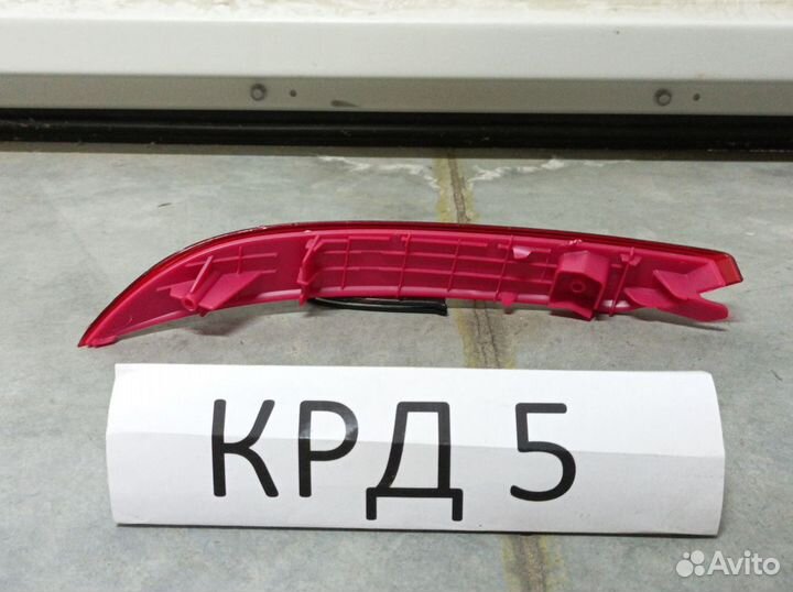Отражатель правый Rio 3 2011-2015 хетчбек