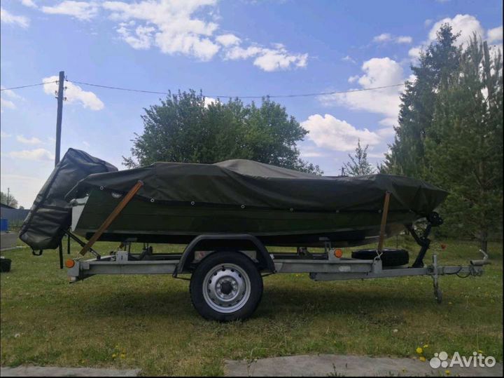 Моторная лодка